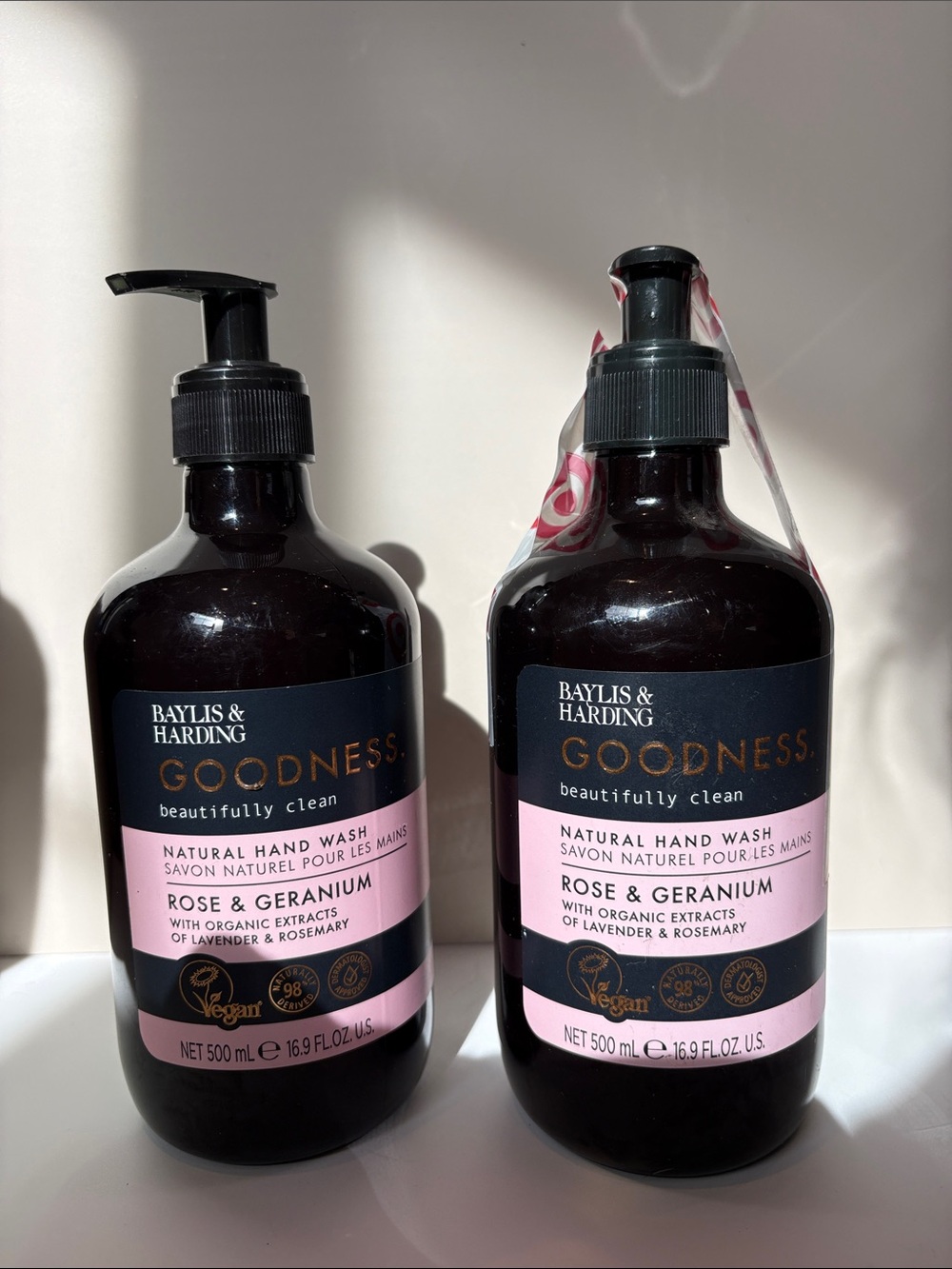 Baylis & Harding Goodness Rose & Geranium Natural Hand Wash - Pink